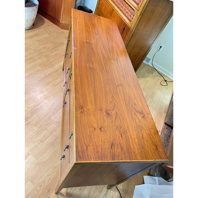 Mid-Century Modern 1960s Lane Perception Bedroom Set - Walnut Lowboy Dressers + Highboy Dresser Chest of Drawers For Sale - Image 3 of 12