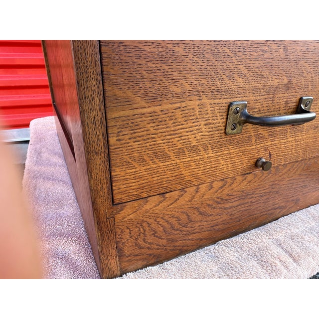 Antique Quarter -Sawn Oak Four Drawres File Cabinet For Sale - Image 14 of 15