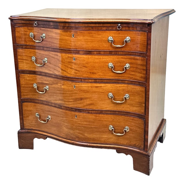 Georgian Mahogany Serpentine Chest of Drawers, 1760 For Sale - Image 10 of 10