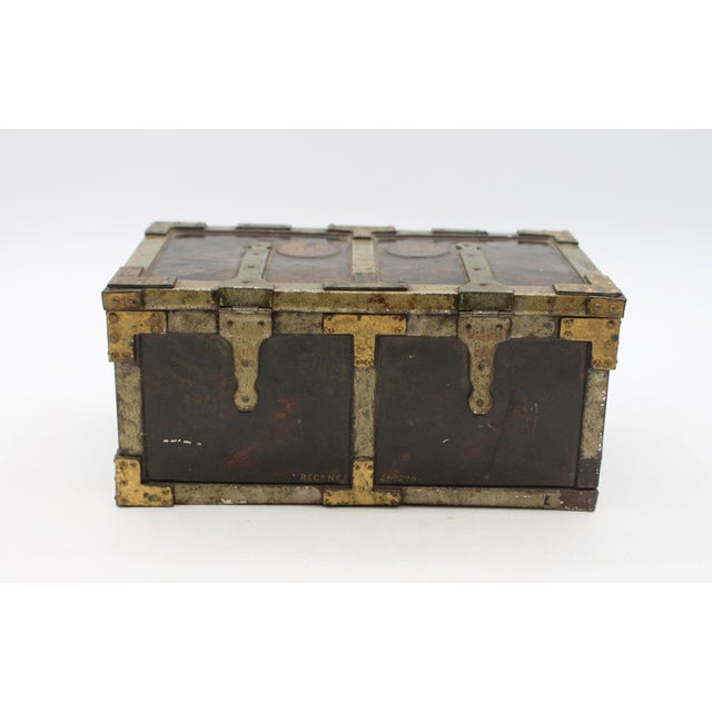 Circa 1907-1909 English Huntley & Palmer's "Iron Chest" Biscuit Tin Box For Sale - Image 4 of 10