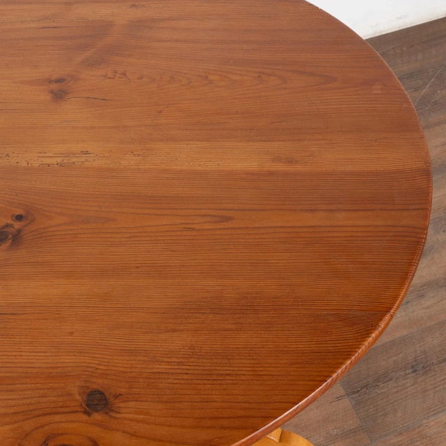 Late 19th Century Round Pine Pedestal Side Table, Sweden Circa 1890 For Sale - Image 5 of 8