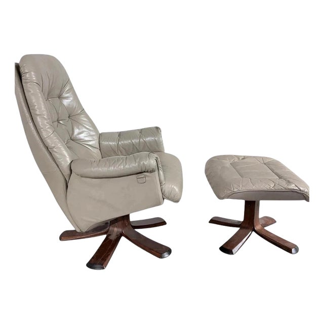 Swedish Leather Recliner and Ottoman from Stressless For Sale