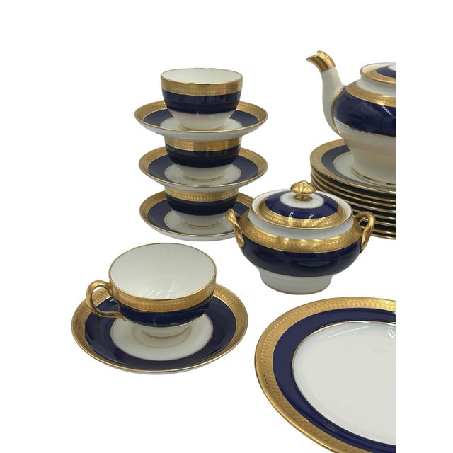 Minton Mid 20th Century Minton “Cobalt & Gold” Pattern G6262 – Complete Tea Set for Eight - 30 Pieces For Sale - Image 4 of 16