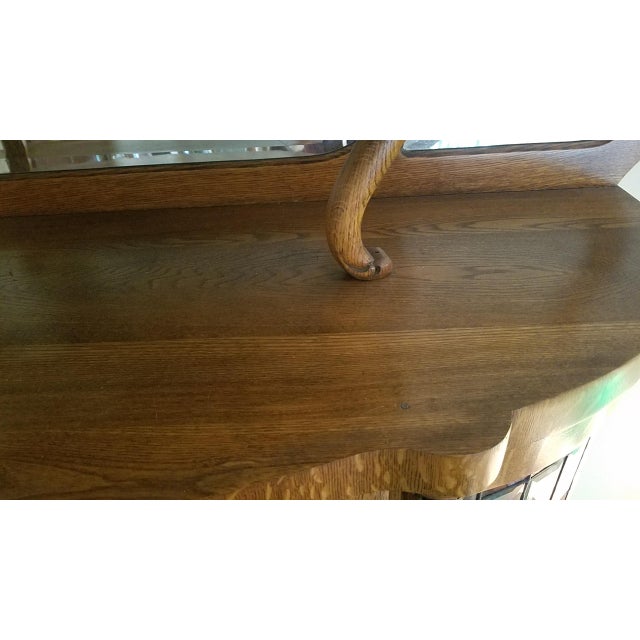 1920s 1920s Victorian Golden Tiger Oak Curio Curved 3 Bow Front For Sale - Image 5 of 18