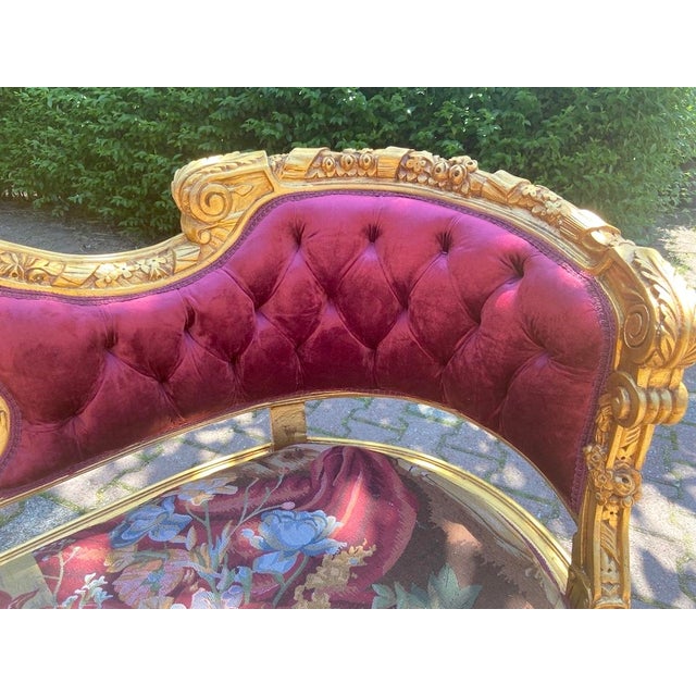1950s French Louis XVI Gold Beech Velvet Settee For Sale - Image 6 of 13