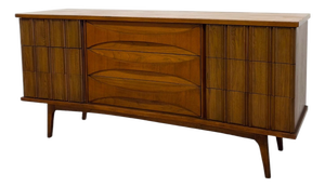Vintage Mid Century Modern Solid Walnut 9- Drawer Dresser’ With Bent Wood Handles & Brutalist Accents.