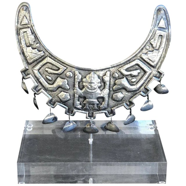 Early 20th Century Museum Mounted Grand Tour Inca or Sipan Silver Official Necklace For Sale