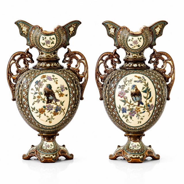 Austrian Majolica Vases with Birds by Gerbing & Stephan, 1885, Set of 2 For Sale - Image 13 of 13