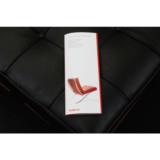 Mid-Century Modern Daybed in Black Leather by Ludwig Mies van der Rohe for Knoll International, 2010s For Sale - Image 3 of 9