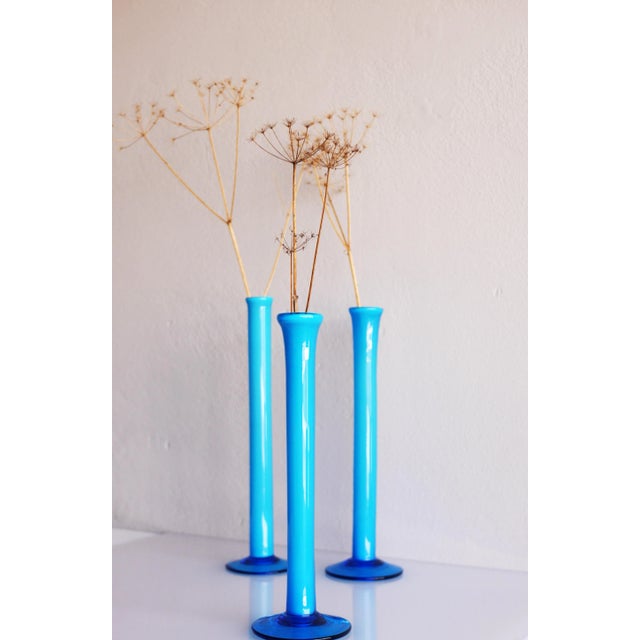 Blue Vintage Tall Handblown Orchid Vases in Azure Blue by Artur Percy for Gullaskruf, 1970s, Set of 3 For Sale - Image 8 of 11