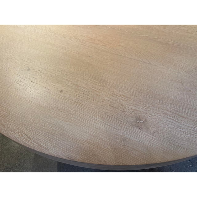 Wave Pedestal Round Dining Table For Sale In Los Angeles - Image 6 of 9