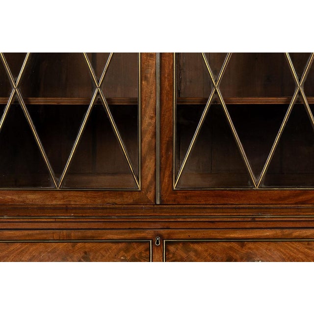 English Regency Bookcase in Mahogany For Sale - Image 3 of 18
