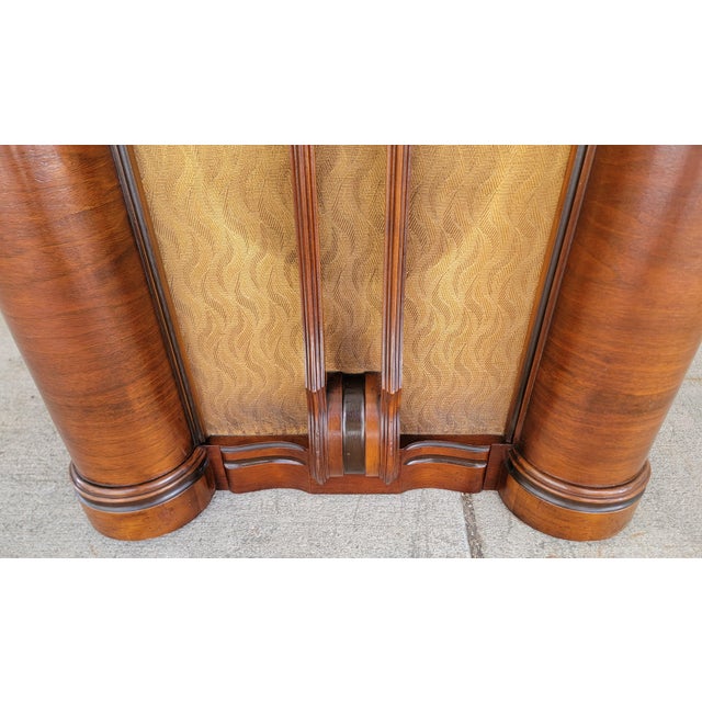 Zenith Console Radio Model 9-S-262 Circa. 1938 For Sale In San Francisco - Image 6 of 16