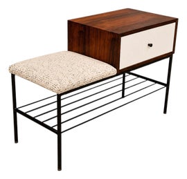Example of Geraldo de Barros Seating