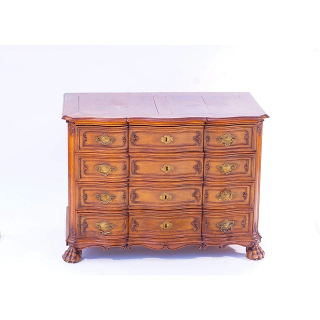 18th Century 18th C. French Walnut Serpentine Comode For Sale - Image 5 of 5