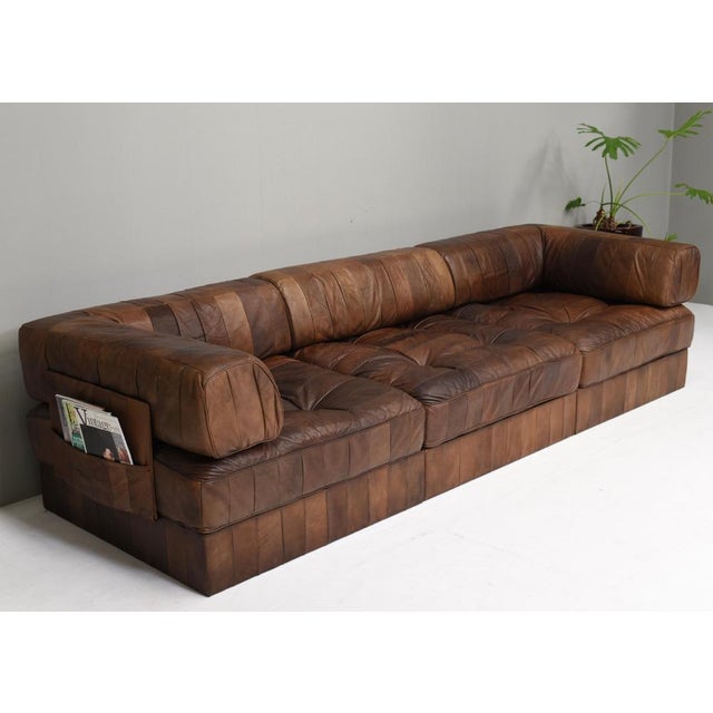 Brown DS-88 Sectional Sofa in Cognac Brown Leather from De Sede, Switzerland, 1970s, Set of 19 For Sale - Image 8 of 18