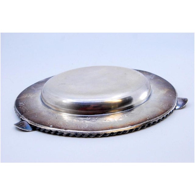 Silver Ashtray with Engravings, Ropes and D João Coins, in Very Good conditions. Designed 1920 to 1949 This piece has an...