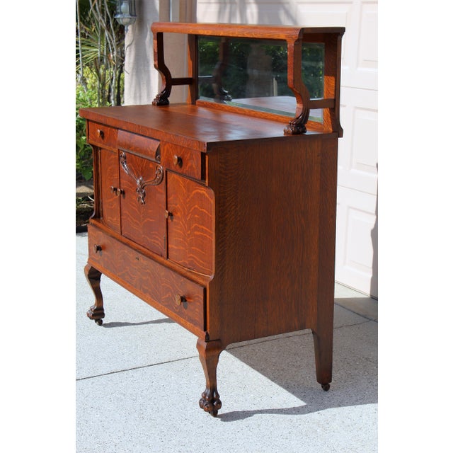 Antique Victorian Quarter-Sawn Tiger Oak Buffet Sideboard With Beveled Mirror and Lion Paw Feet on Casters For Sale - Image 4 of 18