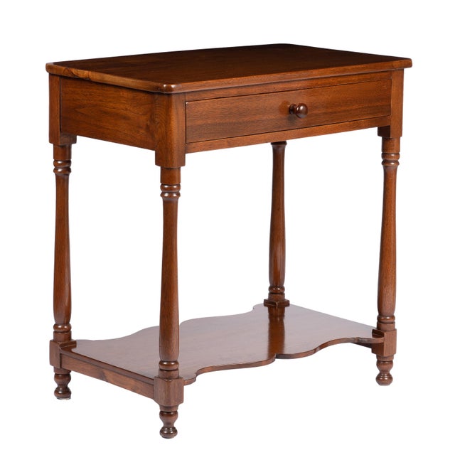 Brown Delaware Valley Walnut Single-Drawer Stand, 1810-20 For Sale - Image 8 of 15