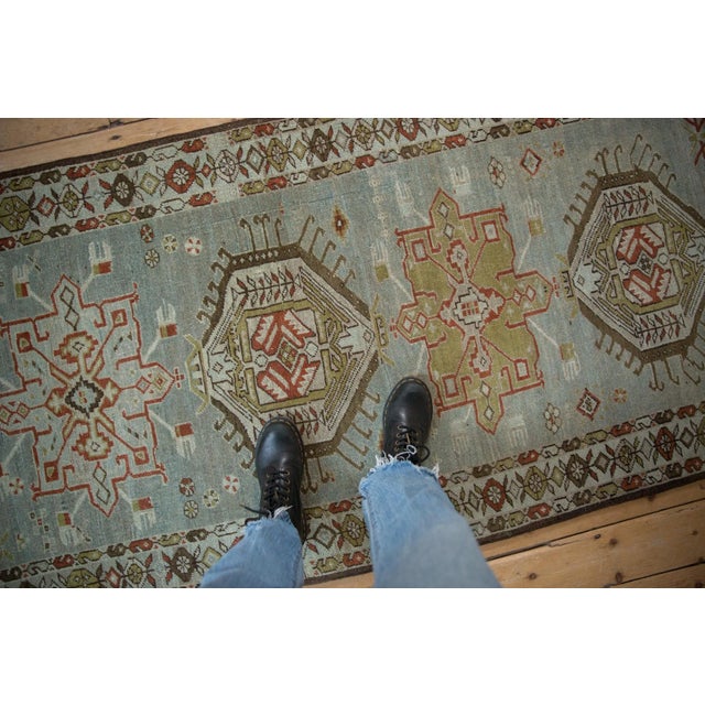 :: Single column alternating contour main medallions with inverted coloration, each with their own unique symmetry. Inner...