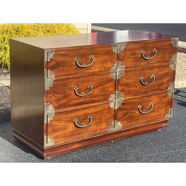 Henredon Rare Vintage Henredon Campaign 6 Drawer Chinoiserie Pan Asian Dresser For Sale - Image 4 of 8