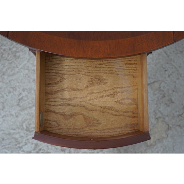 Brown Pair of Baker Mahogany Drop Leaf Pembroke Tables For Sale - Image 8 of 18