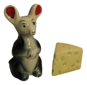 1940's Mouse and His Cheese Salt & Pepper Shakers Anthropomorphic