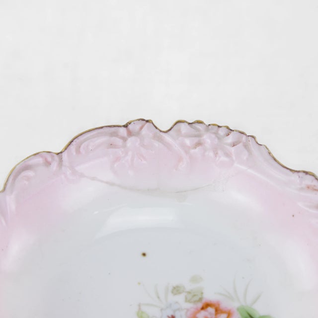 Early 20th Century Victorian Pink and Gold Porcelain Dessert Dish - Hand-Painted Floral Bowl For Sale - Image 5 of 8