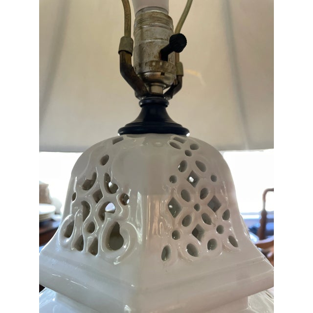 1970’s Italian Porcelain Blanc De Chine Ginger Jar Table Lamp For Sale In New Orleans - Image 6 of 12