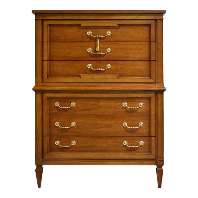 Mid Century Transitional 6-Drawer Chest With Brass Hardware by Thomasville For Sale