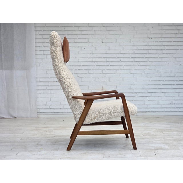 Fritz Hansen Danish Sheepskin Lounge Chair by Alf Svensson for Fritz Hansen, 1960s For Sale - Image 4 of 18