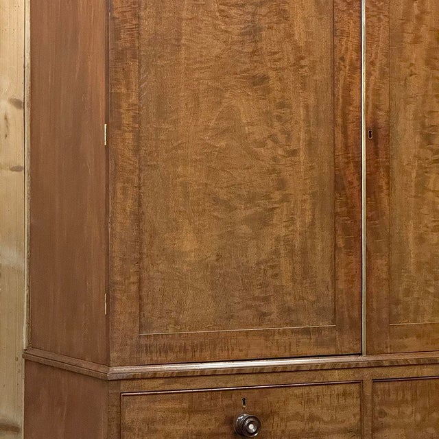Wood 19th Century English Figured Walnut Linen Press ~ Wardrobe For Sale - Image 7 of 18
