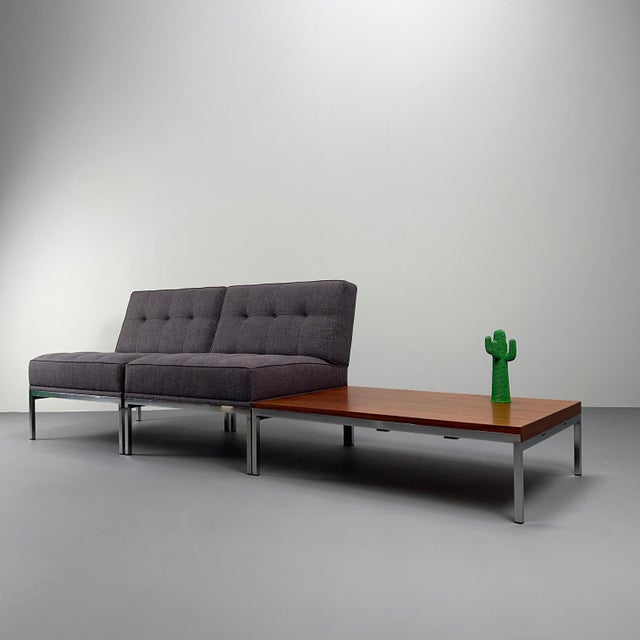 Wittmann Minimalist Constanze Armchairs with Aubergine Wool Upholstery by Johannes Spalt for Wittmann, Vienna, Austria, 1960s, Set of 2 For Sale - Image 4 of 15