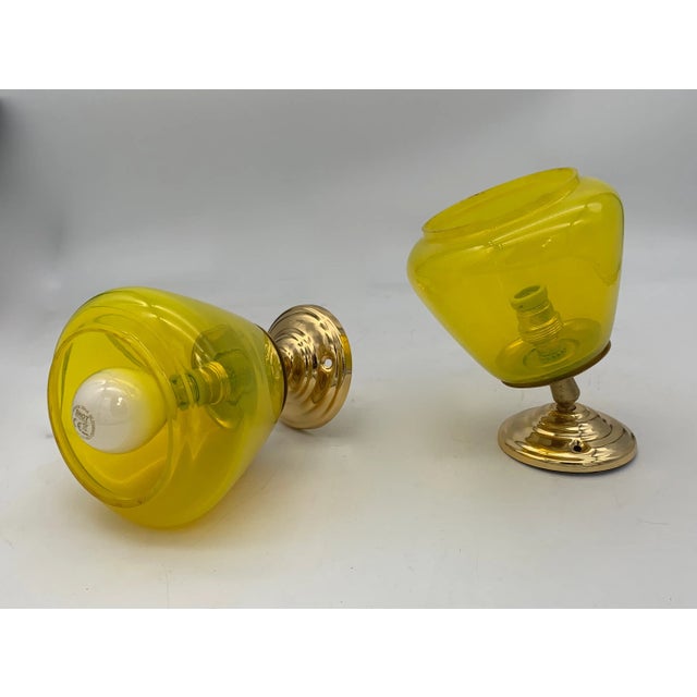 Wall Lights attributed to Vistosi, Italy, 1970s, Set of 2 For Sale - Image 4 of 5