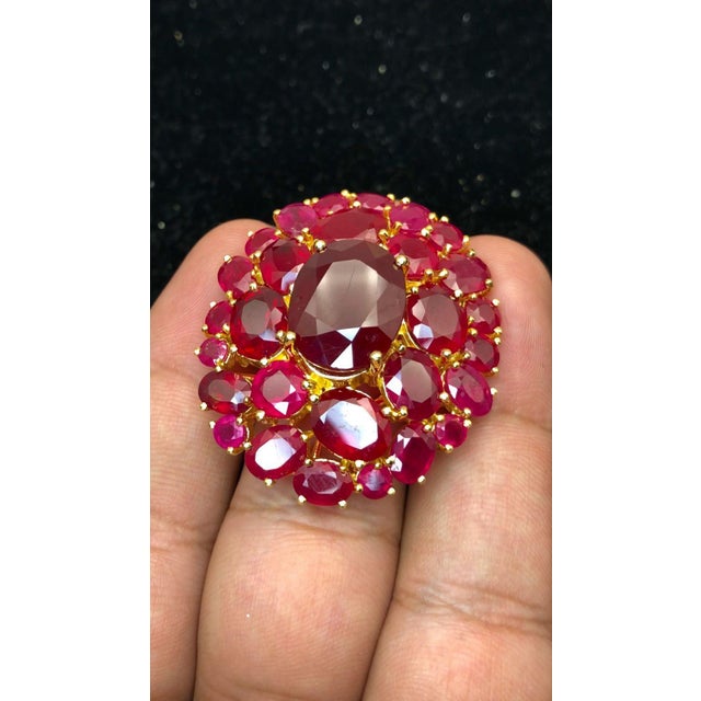 Early 21st Century Bochic "Orient" Vintage Ruby 40 Carats Ring Set In 18K Gold & Silver For Sale - Image 5 of 18
