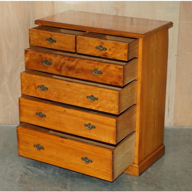Antique Victorian Chest of Drawers from Howard & Sons For Sale - Image 15 of 18