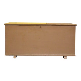 Primitive Blanket Trunk, 6 Board Antique For Sale