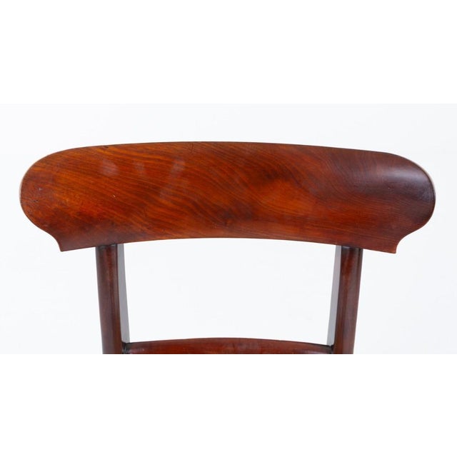 A fine set of six mahogany Regency dining chairs, raised upon elegant sabre legs. Period Regency antique chairs - circa...