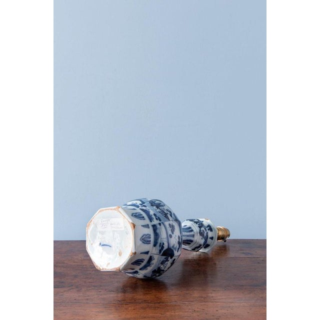 18th Century Dutch Delft Garlic Neck Chinoiserie Vase Table Lamp For Sale - Image 12 of 13