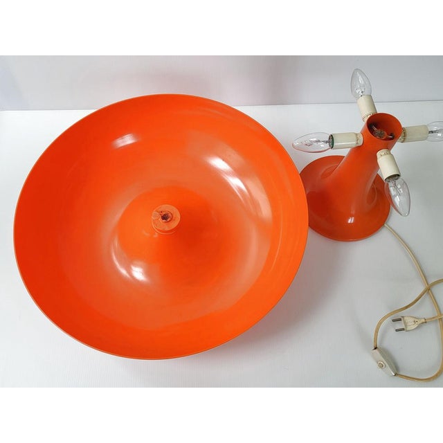 Artemide Nesso Table Lamp in Orange by Giancarlo Mattioli for Artemide, 1960s For Sale - Image 4 of 14