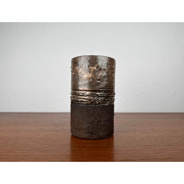 Mid-Century Modern Danish Studio Pottery Mug Vase by Robert Rob Bentsen, 1960s For Sale - Image 12 of 17