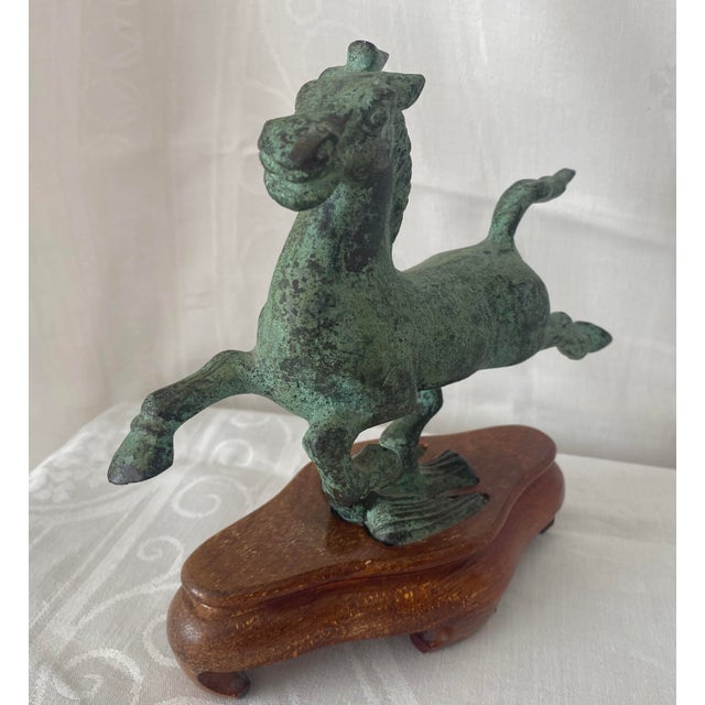 Wood Mid-Century Bronze Asian Han Dynasty "Flying Horse of Gansu" on Carved Wooden Base Excellent Condition For Sale - Image 7 of 11