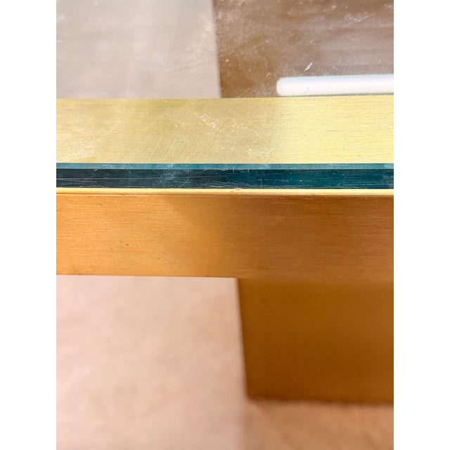 1970s Hollywood Regency Brushed Brass Pedestal Dining Table With Glass Top For Sale - Image 9 of 15
