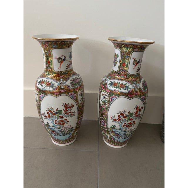 1960s Chinese Porcelain Urns - a Pair For Sale - Image 4 of 6