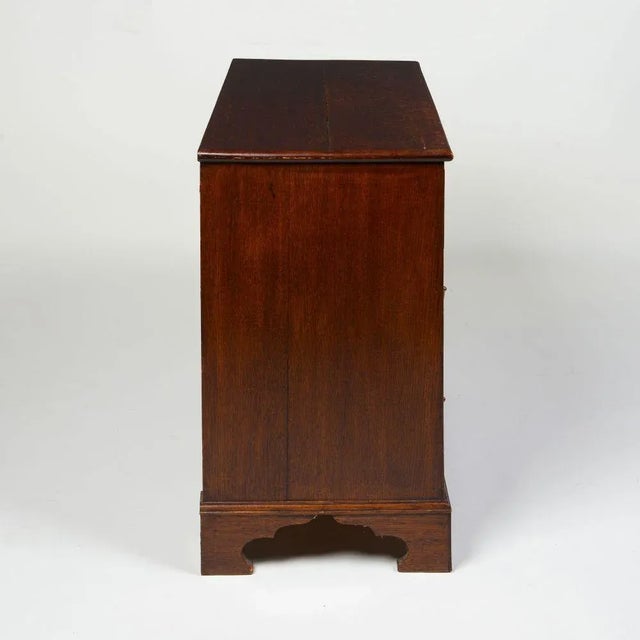 George III Oak Chest of Drawers For Sale In New York - Image 6 of 8