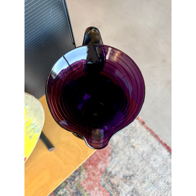 Vintage Liberty Craftworks Black Amethyst Glass Lily Pad Pitcher Garrett Vilicich Signed For Sale - Image 4 of 14