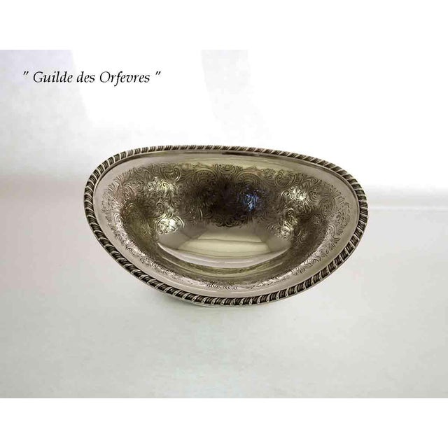 Barker Brothers & Cie 1970s New Silver Oval Sweet Dishes Embossed, Gadroon Mount- 2 Pieces by Barker Ellis for I. Freeman & Sons For Sale - Image 4 of 10