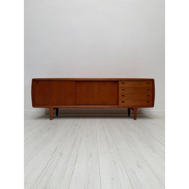 Large Vintage Danish Teak Sideboard by H.P. Hansen, 1960s For Sale - Image 17 of 17