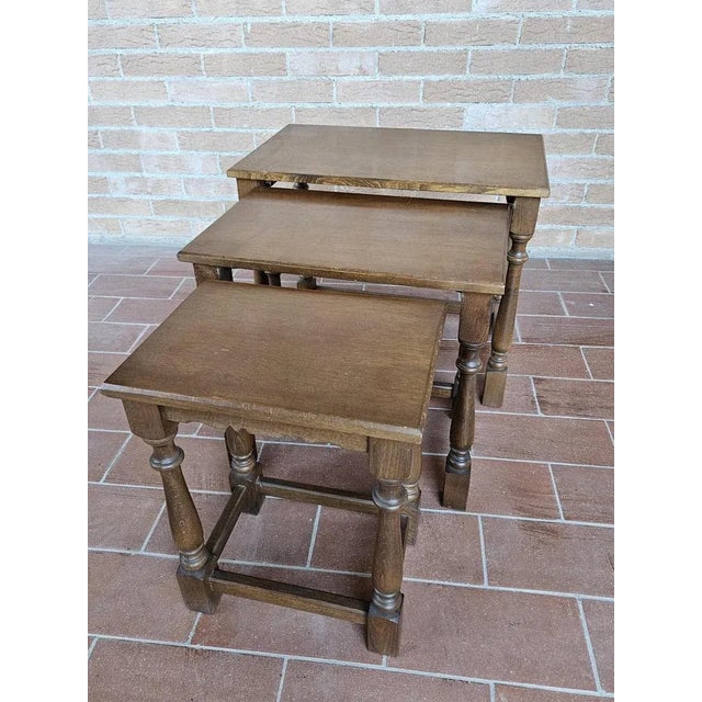 Set of three italian production interlocking tables of the early 80s. large table measures: l 59cm, p 36.5cm, h 50cm...