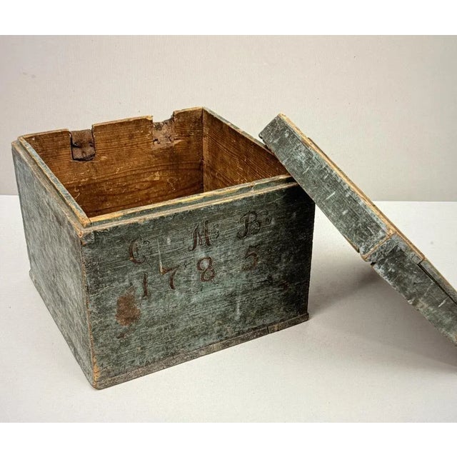 Antique Swedish Box, 1785 For Sale - Image 3 of 6